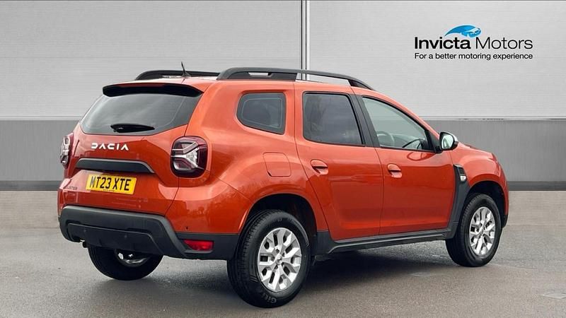 Used Dacia Duster Expression 90 HP (66 kW) 2023 Orange Hatchback