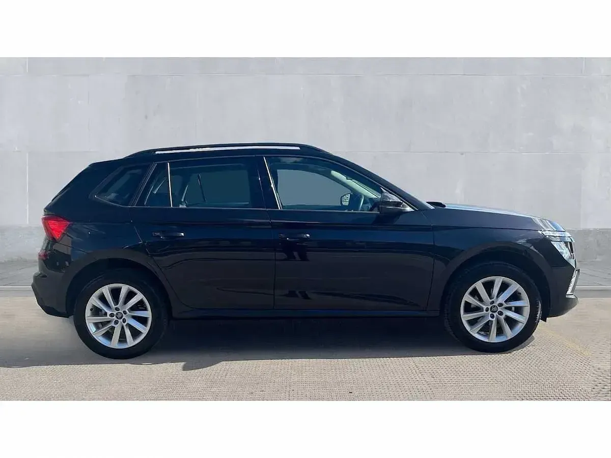 Used Skoda Kamiq SE 95 HP (69 kW) 2025 Black magic SUV