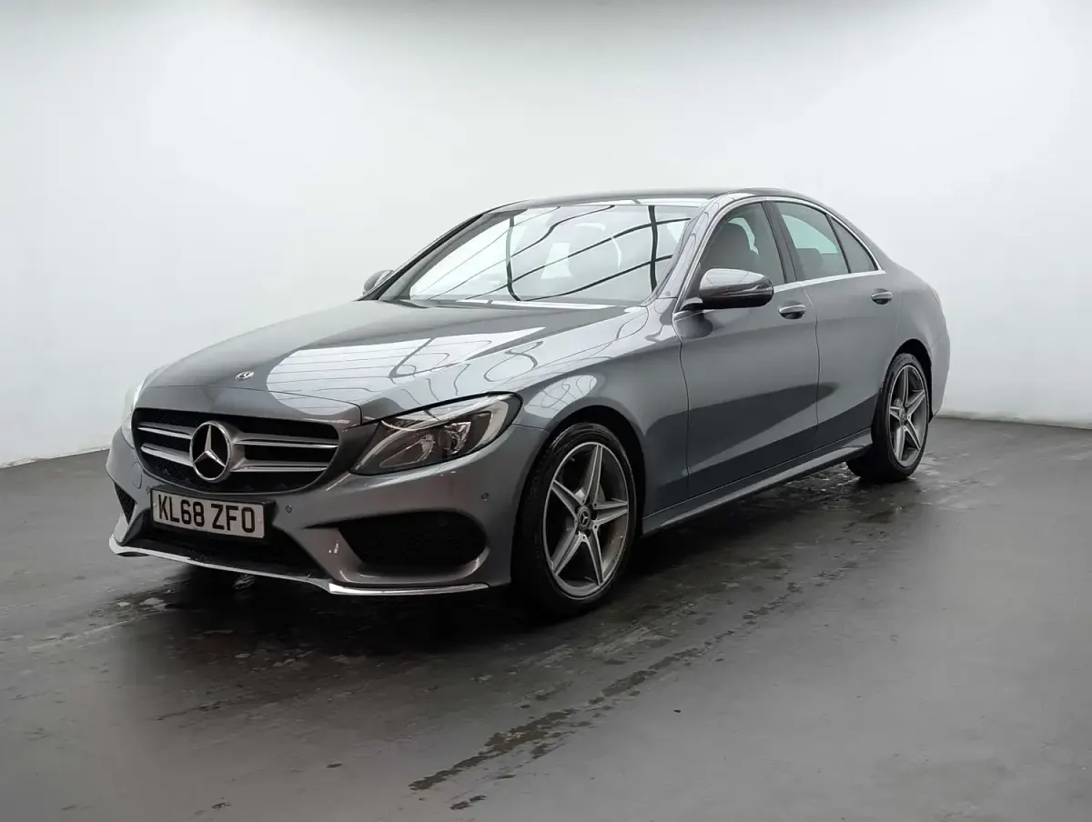 Used Mercedes C200 AMG line 136 HP (100 kW) 2019 Grey Sedan