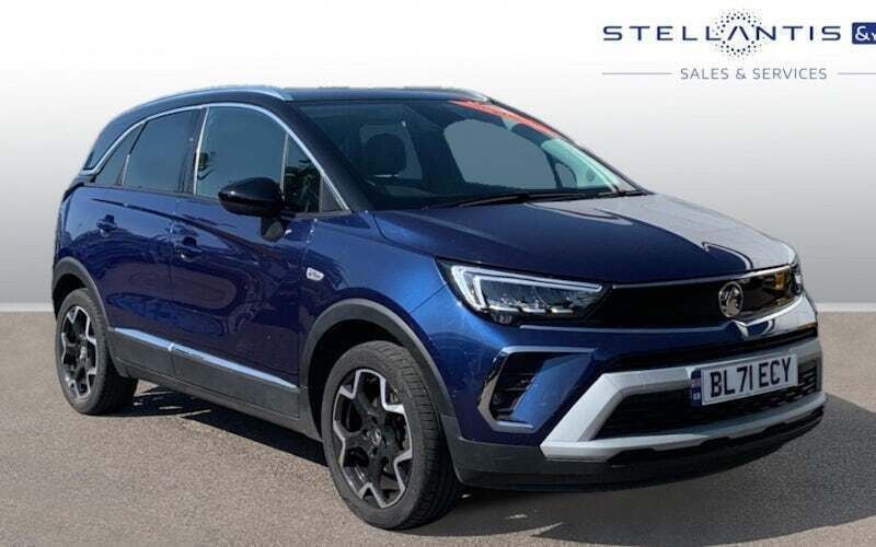 Used 2024 Vauxhall Crossland Ultimate SUV | £14,162 (Super price) - Image 1/4