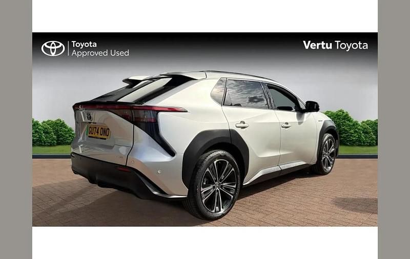 Used Toyota bZ4X Edition 160 kW (218 HP) 2024 Silver SUV