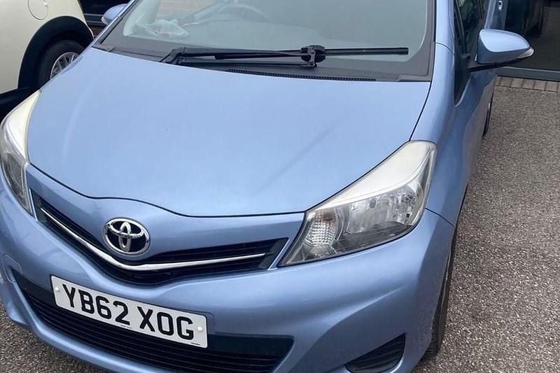 Used 2013 Toyota Yaris | £7,495 (Fair price) - Image 1/1