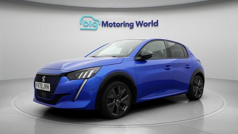 Used Peugeot e-208 GT 100 kW (136 HP) 2020 Blue Hatchback
