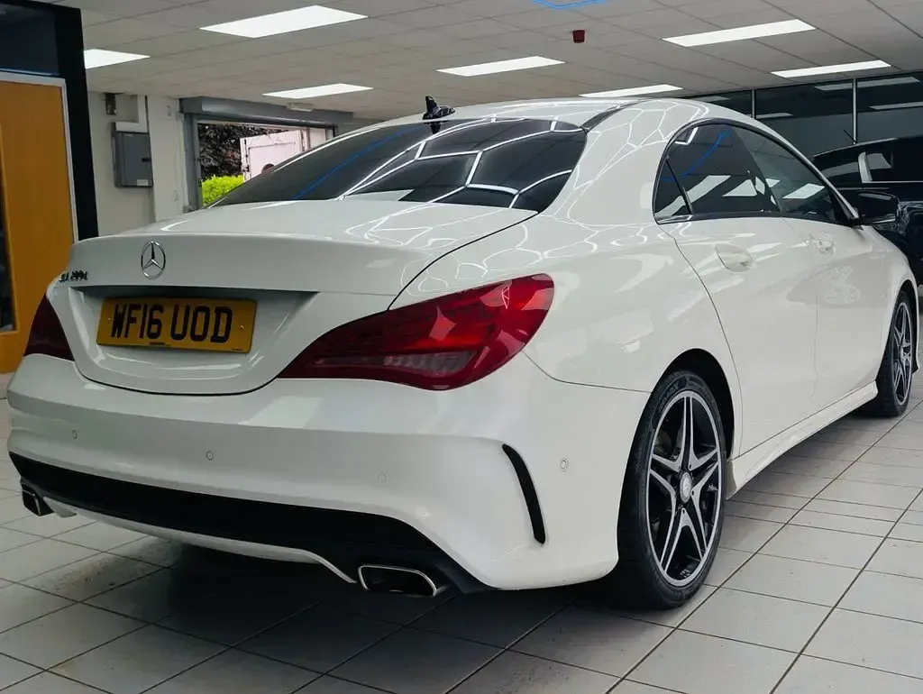Used Mercedes CLA200 AMG 136 HP (100 kW) 2016 White Sedan