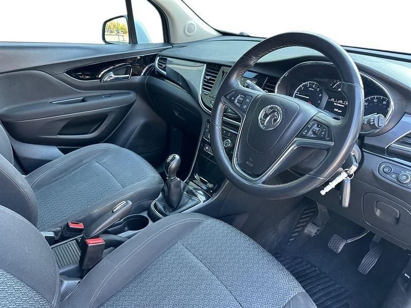 Used Vauxhall Mokka X Active 140 HP (102 kW) 2017 White SUV