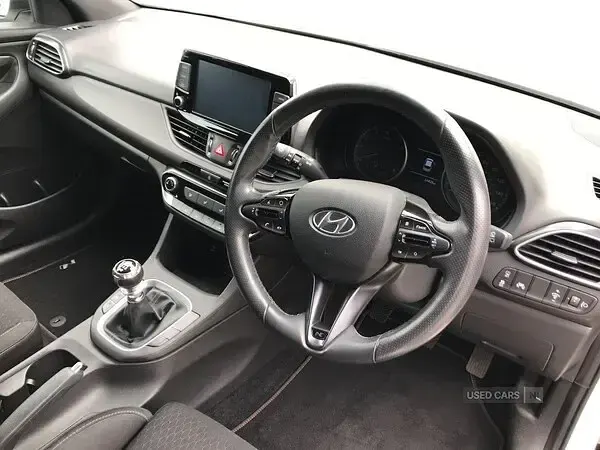 Used Hyundai i30 N Line 140 HP (102 kW) 2019 White Hatchback