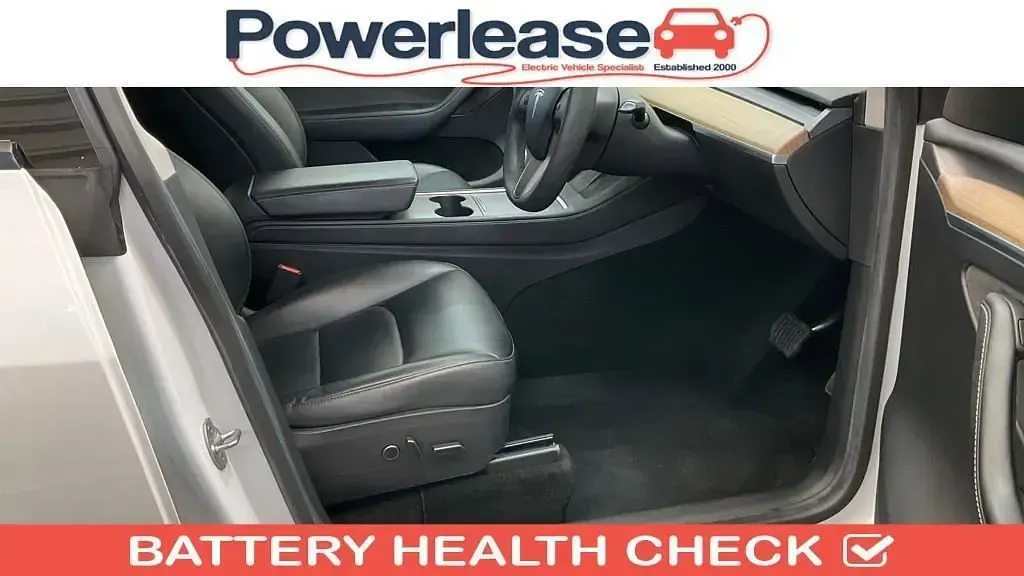 Used Tesla Model Y Long Range AWD 378 kW (514 HP) 2022 White SUV