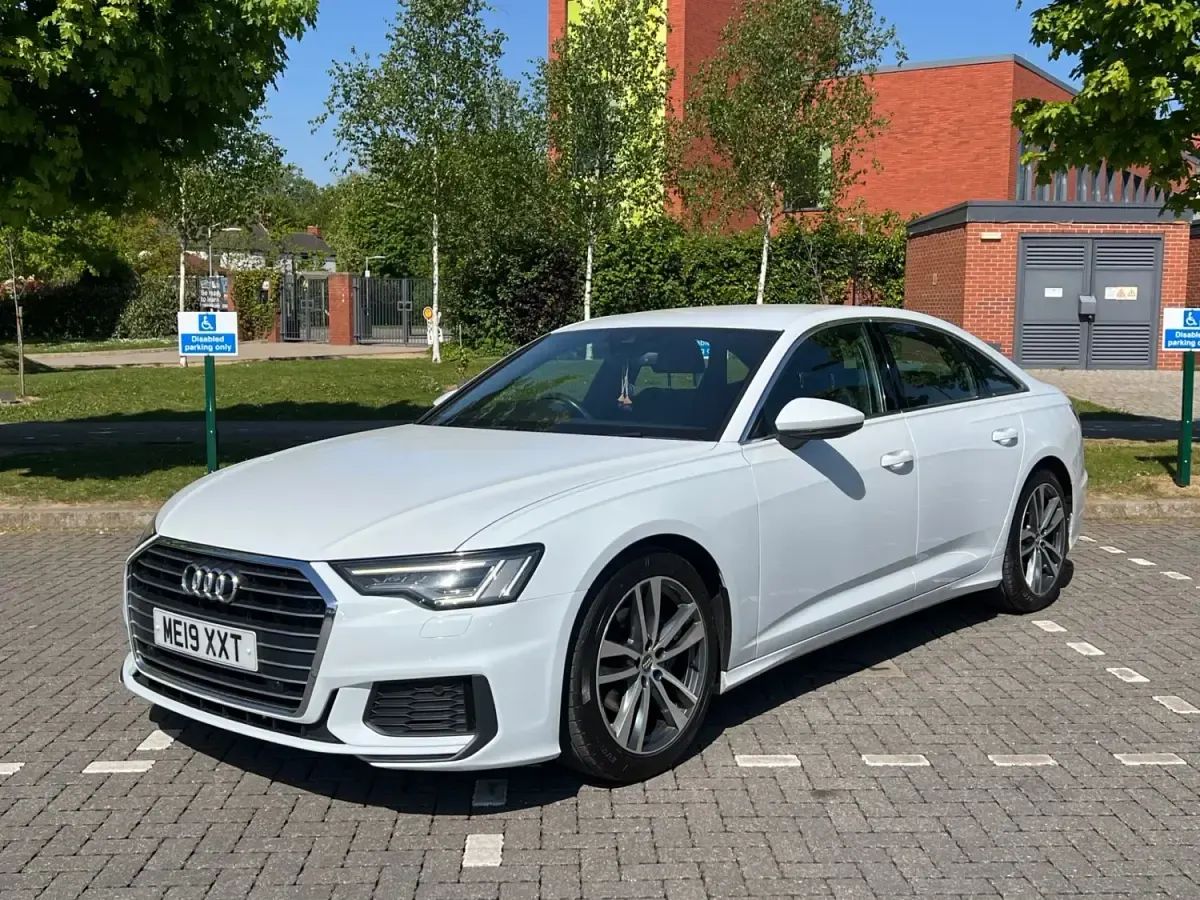 Usado Audi A6 S-Line 2019 Blanco Berlina