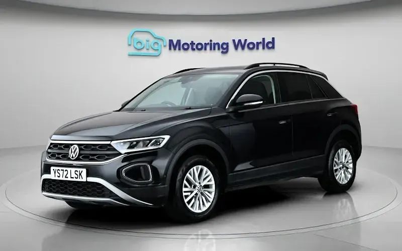 Used VW T-Roc Life 110 HP (80 kW) 2024 SUV