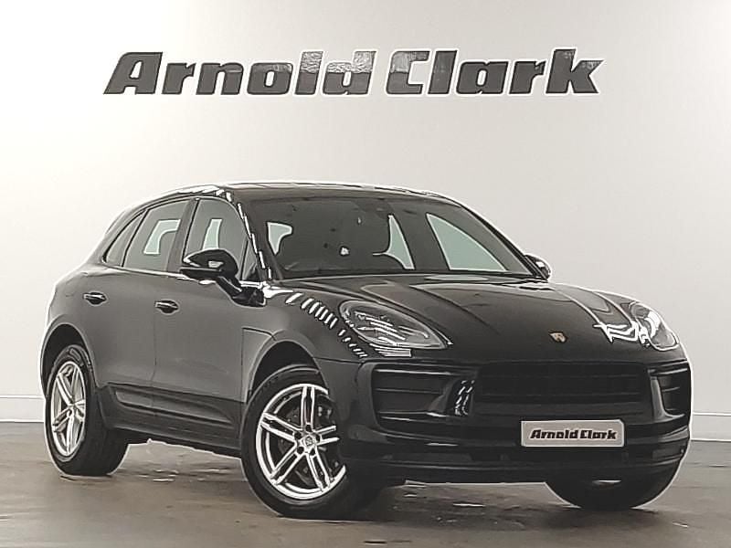 Used Porsche Macan 265 HP (194 kW) 2021 Black SUV