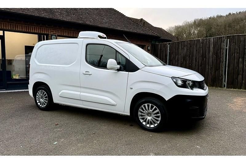 Used Peugeot Partner 131 HP (96 kW) 2019 White MPV