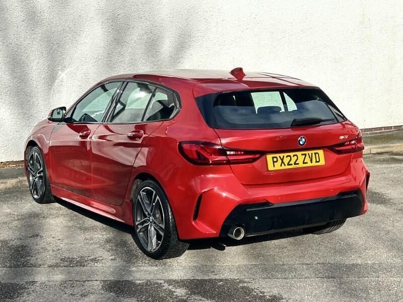 Used BMW 118 M Sport 135 HP (99 kW) 2022 Red Hatchback