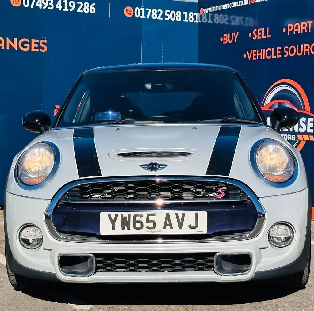 Used Mini Cooper S Hatch 170 HP (125 kW) 2015 Silver Hatchback
