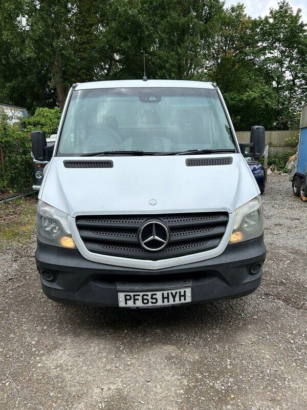 White Used 2016 Mercedes Sprinter Van | £3,995 (Fair price) - Image 1/4