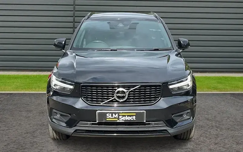 Used Volvo XC40 R-Design 163 HP (119 kW) 2021 SUV