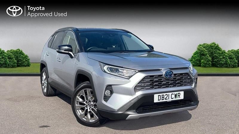 Silver blade Used 2021 Toyota RAV4 Hybrid SUV | £28,286 (Fair price) - Image 1/3