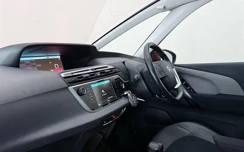 Usado Citroën C4 SpaceTourer Flair 131 CV (96 kW) 2019 Monovolumen
