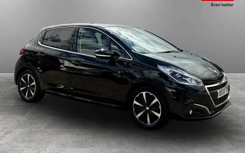 Gebraucht Peugeot 208 82 PS (60 kW) 2019 Kleinwagen