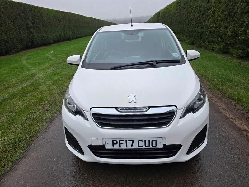Used Peugeot 108 Active 68 HP (50 kW) 2017 White Hatchback