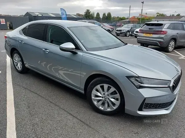 New Skoda Superb SE Technology 150 HP (110 kW) 2025 Silver Hatchback