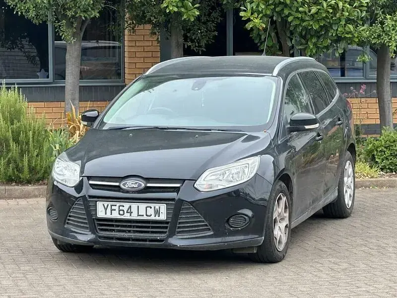 Used Ford Focus S 113 HP (83 kW) 2014 Black Estate