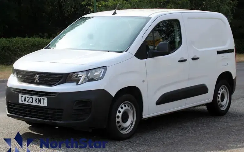 Used Peugeot Partner Premium 131 HP (96 kW) 2023 MPV