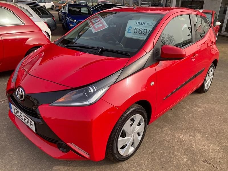 Used Toyota Aygo X-play 2015 Red Hatchback