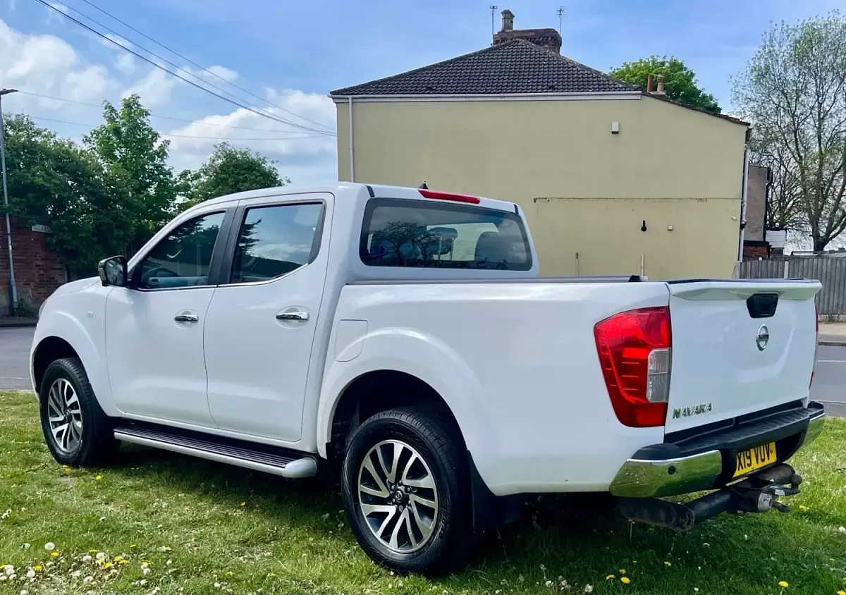 Usado Nissan Navara Acenta 2019 Branco Pickup