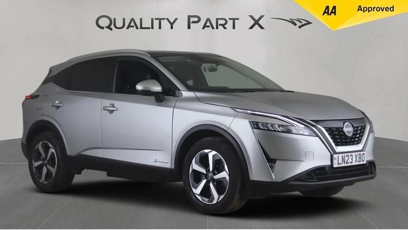 Used Nissan Qashqai N-Connecta 190 HP (139 kW) 2023 Silver SUV