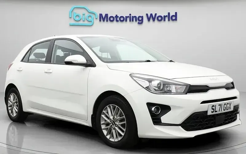 Used Kia Rio 84 HP (61 kW) 2021 Hatchback