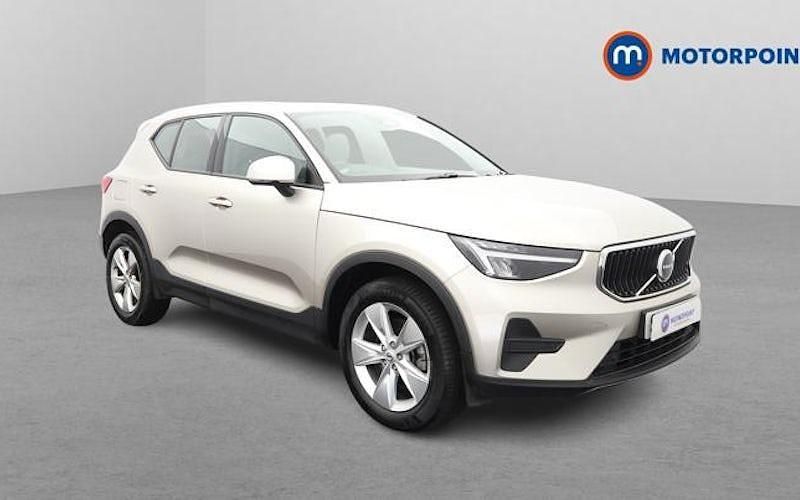 Used Volvo XC40 Core 163 HP (119 kW) 2026 SUV