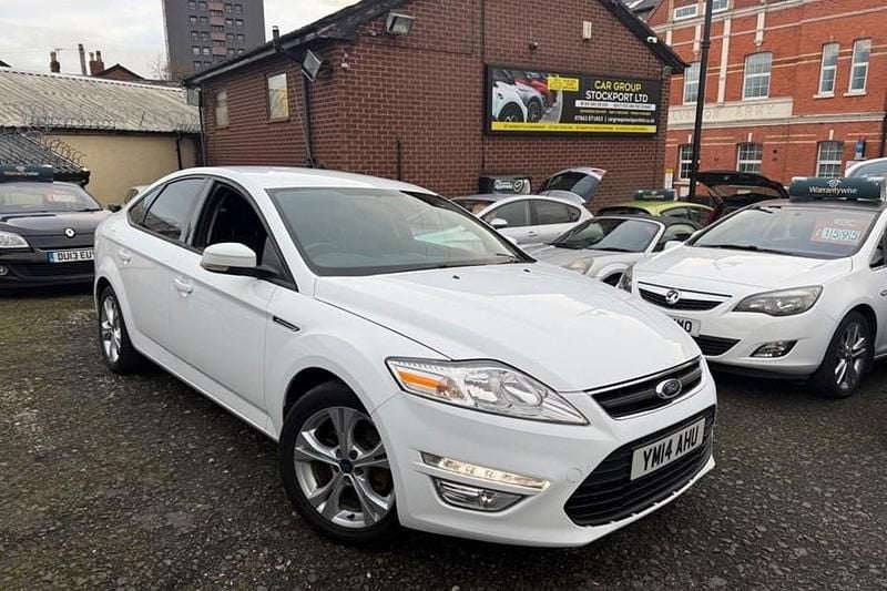 White Used 2014 Ford Mondeo Hatchback | £2,195 (Super price) - Image 1/1