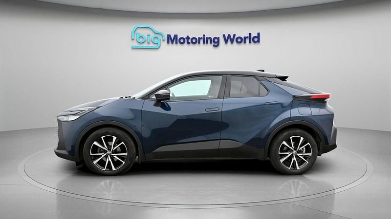 Used Toyota C-HR Design 138 HP (101 kW) 2024 SUV