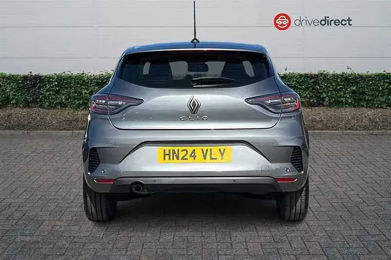 Used Renault Clio Evolution 90 HP (66 kW) 2024 Grey Hatchback