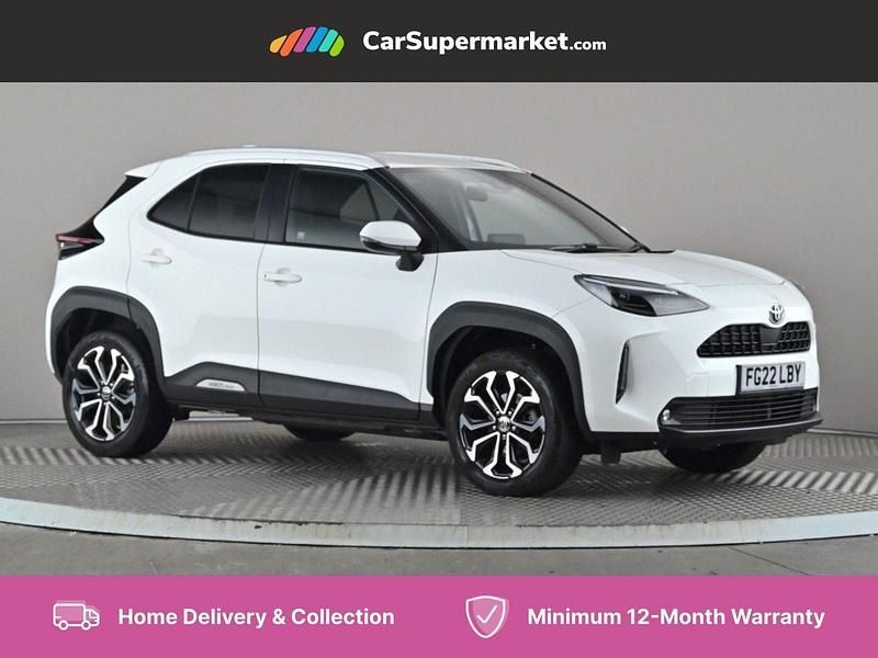 White Used 2022 Toyota Yaris Hybrid Design Hatchback | £18,697 (A bit pricey) - Image 1/4