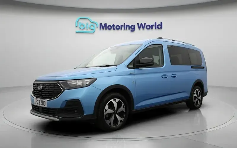 Used Ford Tourneo Active 122 HP (89 kW) 2026 Estate