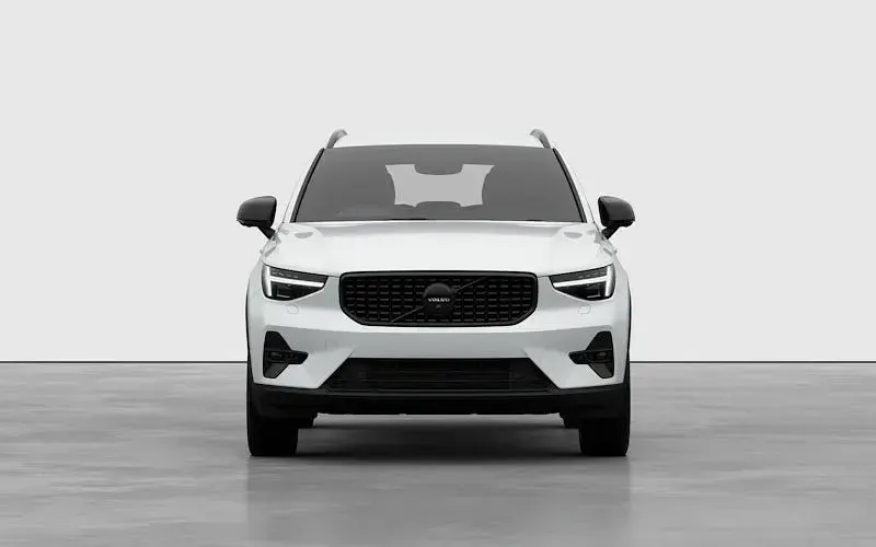 New Volvo XC40 Plus 163 HP (119 kW) 2026 Onyx black SUV
