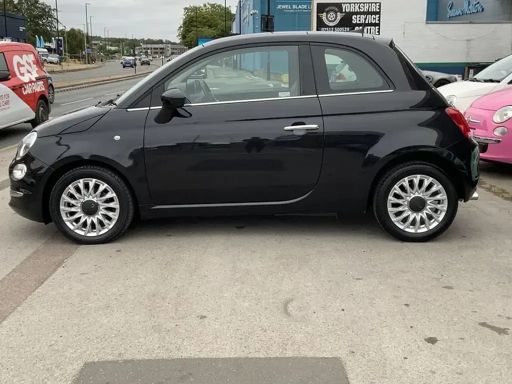Used Fiat 500 Lounge 69 HP (50 kW) 2017 Black Hatchback