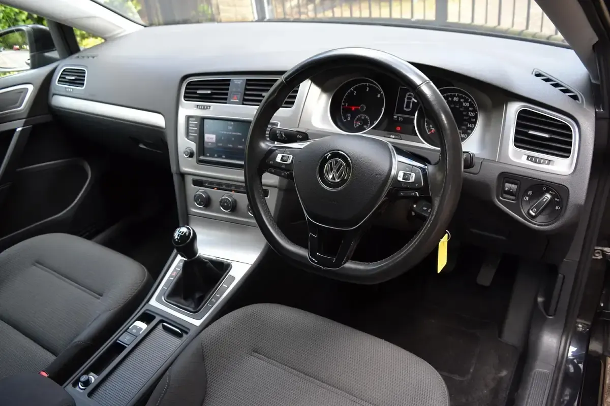 Used VW Golf VII Edition 110 HP (80 kW) 2017 Black Hatchback