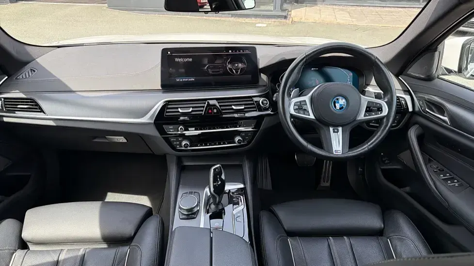Usado BMW 530e M Sport 288 CV (211 kW) 2022 Blanco