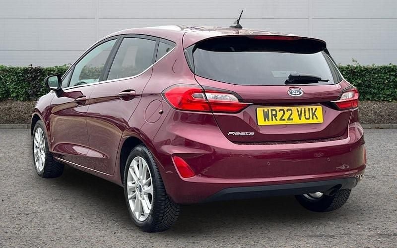 Used Ford Fiesta Titanium 101 HP (74 kW) 2022 Red Hatchback