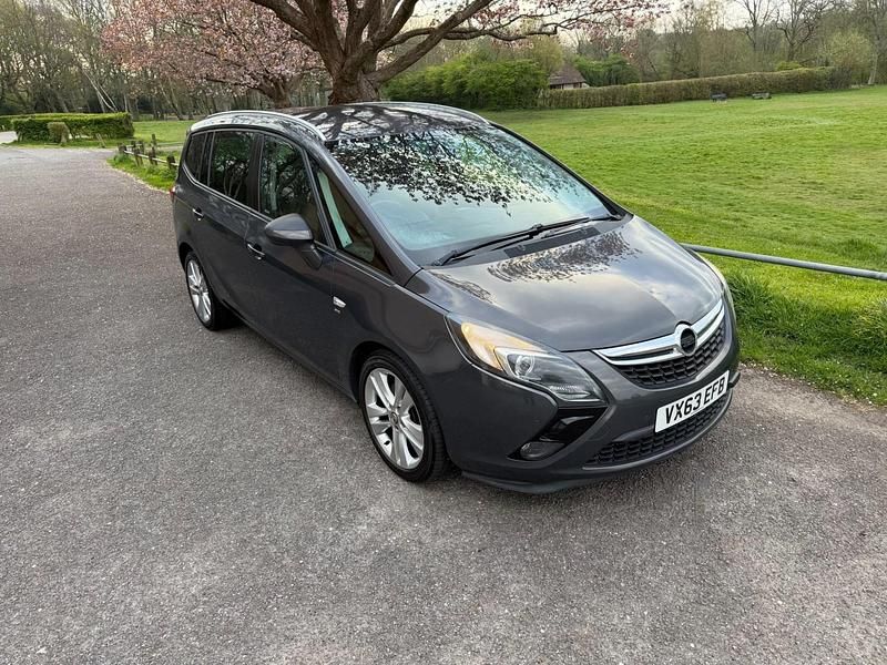 Used Vauxhall Zafira Tourer SRi 165 HP (121 kW) 2013 Grey MPV