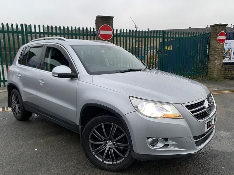 Silver Used 2010 VW Tiguan Sportline SUV | £2,495 (Super price) - Image 1/4