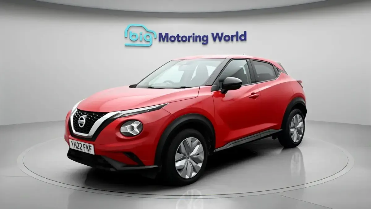 Usado Nissan Juke Acenta 114 CV (83 kW) 2022 Rojo SUV