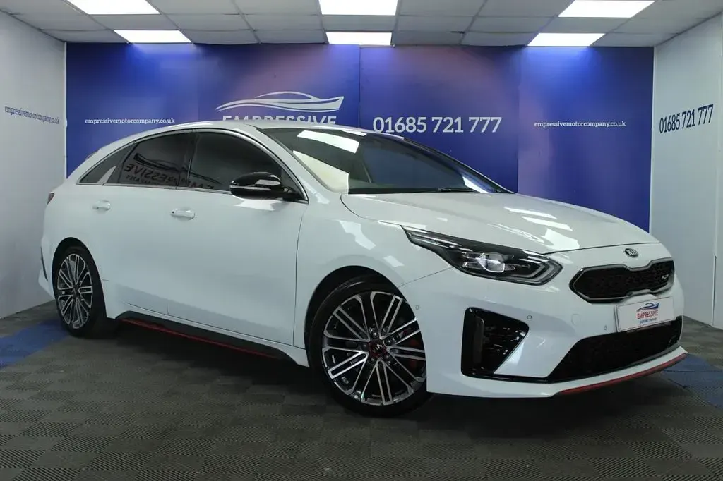 Used Kia ProCeed GT 201 HP (147 kW) 2019 White Estate