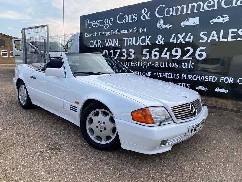 White Used 1992 Mercedes SL300 Classic Cabriolet | £7,950 - Image 1/4