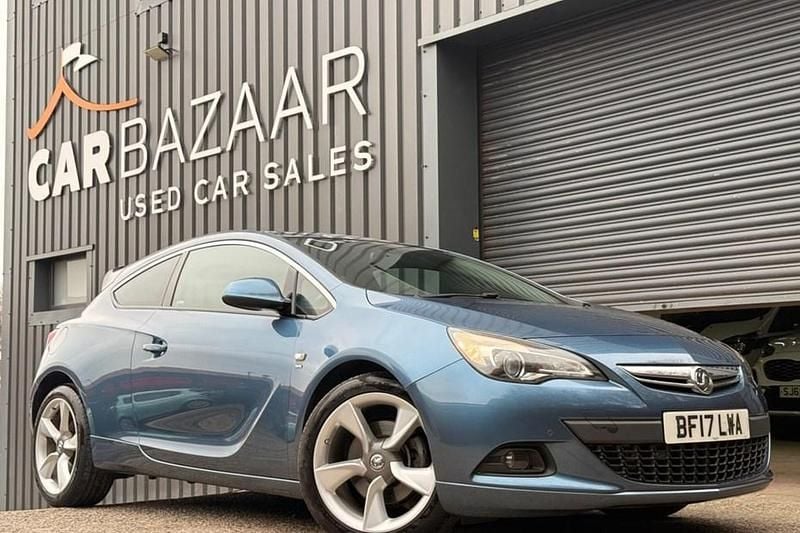 Used Vauxhall Astra GTC SRi 140 HP (102 kW) 2017 Coupe
