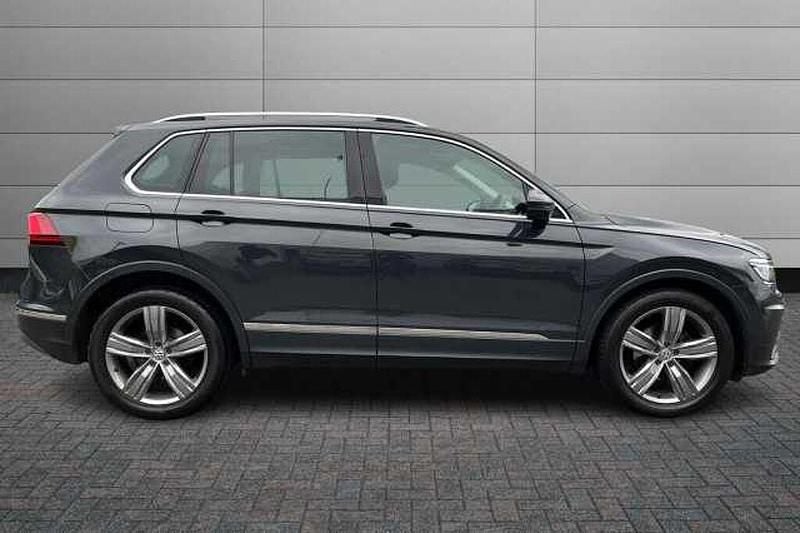 Used VW Tiguan SEL 150 HP (110 kW) 2019 Grey SUV