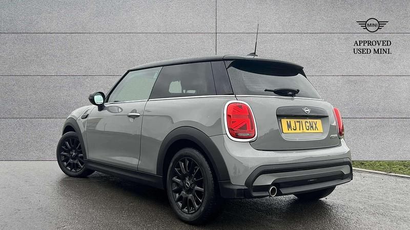 Used Mini Cooper Classic 134 HP (98 kW) 2021 Grey Hatchback