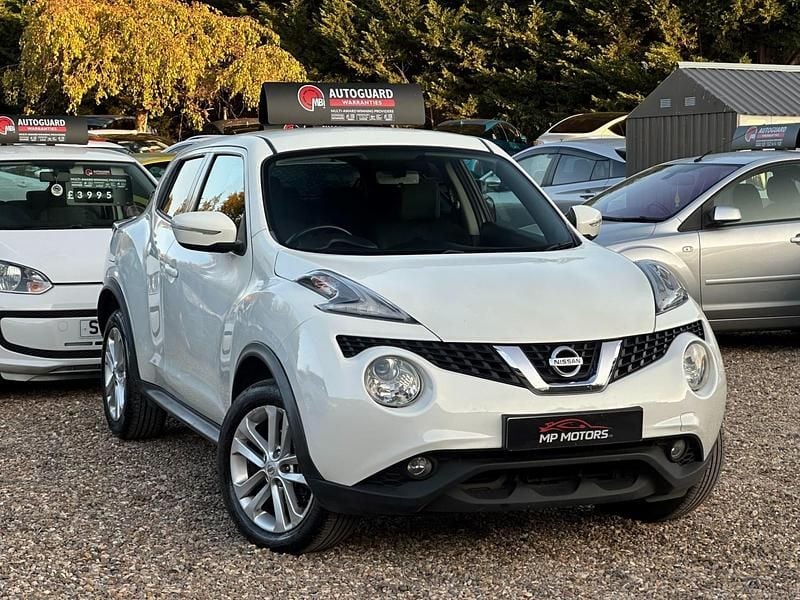 White Used 2014 Nissan Juke Acenta SUV | £5,595 (Good price) - Image 1/4
